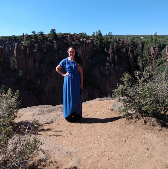 Meet your Posher, Rachel - Picture 2 of 4